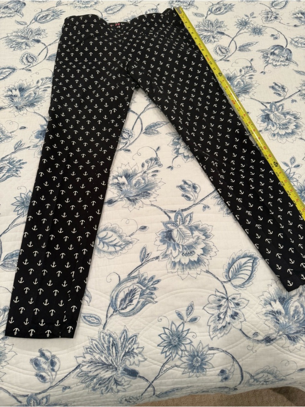 Gap super skinny khakis Black Anchor Print Leggings 4